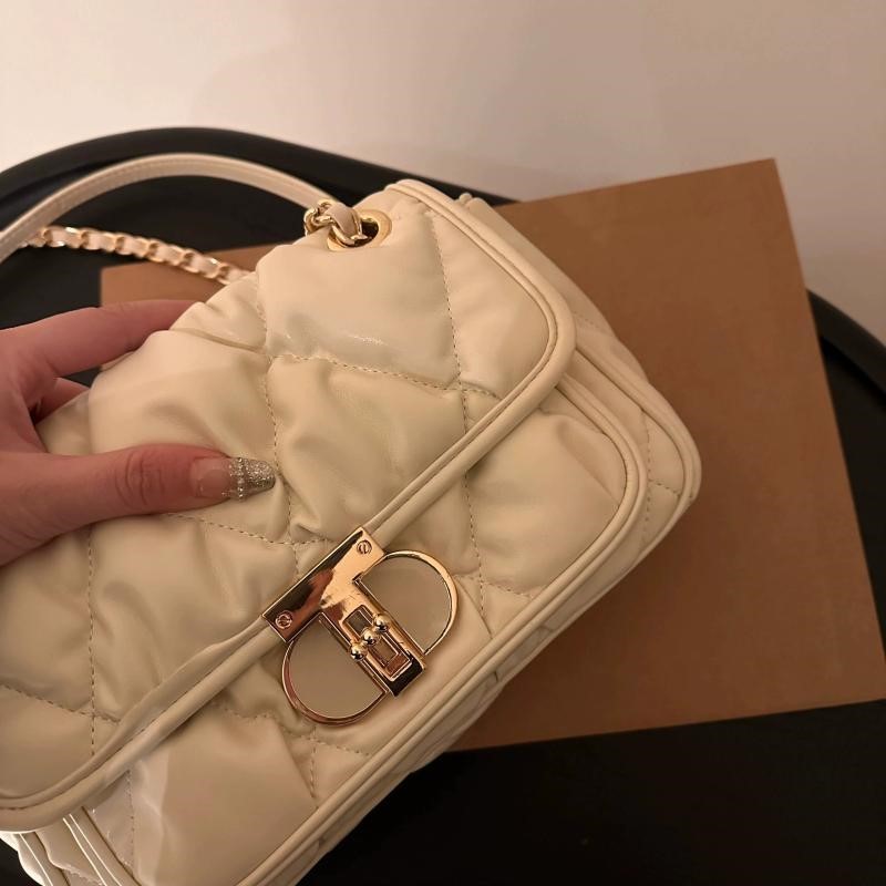 Elegant Pleated Chain Handbag  - Quiet Luxury Bags Crossbody recension och pris
