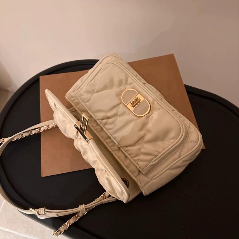 Elegant Pleated Chain Handbag  - Quiet Luxury Bags Crossbody recension och pris