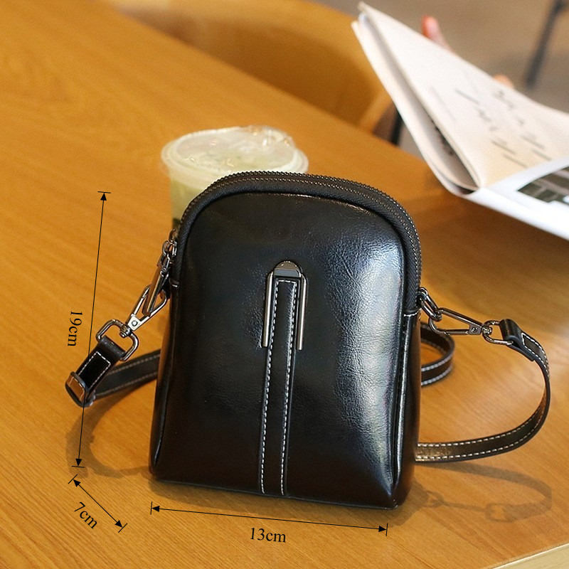 Genuine Leather Shoulder Shell - Quiet Luxury Bags Crossbody recension och pris