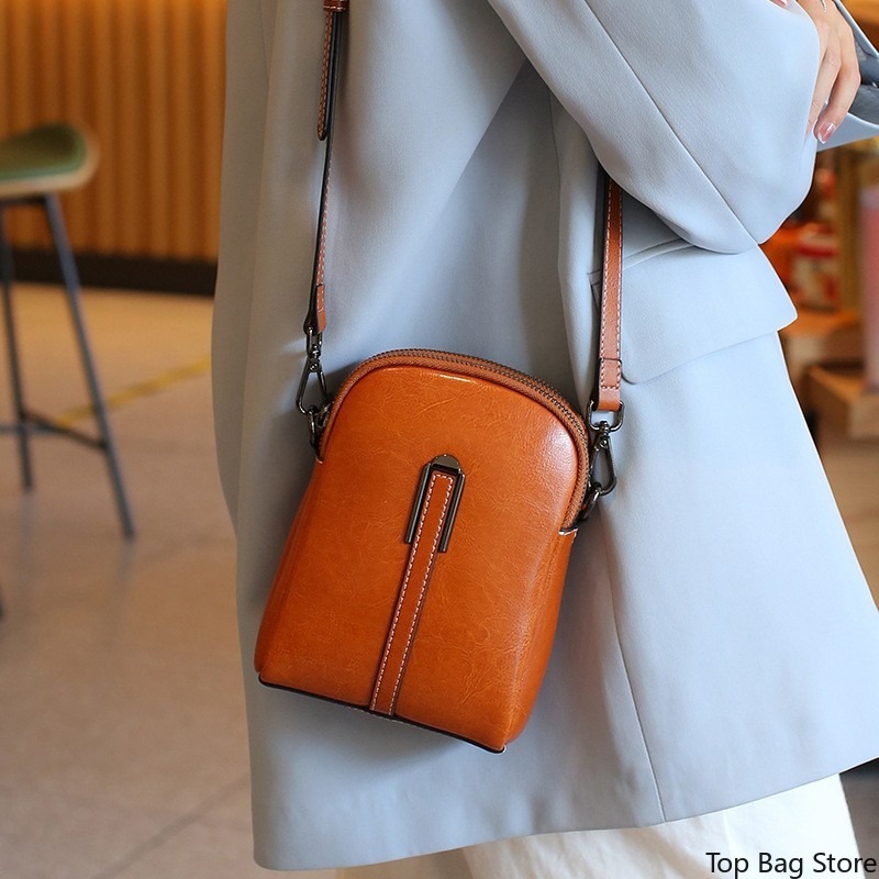 Genuine Leather Shoulder Shell - Quiet Luxury Bags Crossbody recension och pris